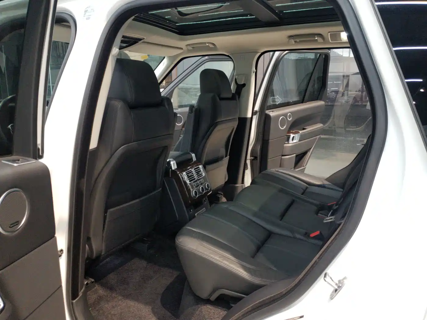 Land Rover Range Rover 2016 3.0 SC V6 Vogue фото 9