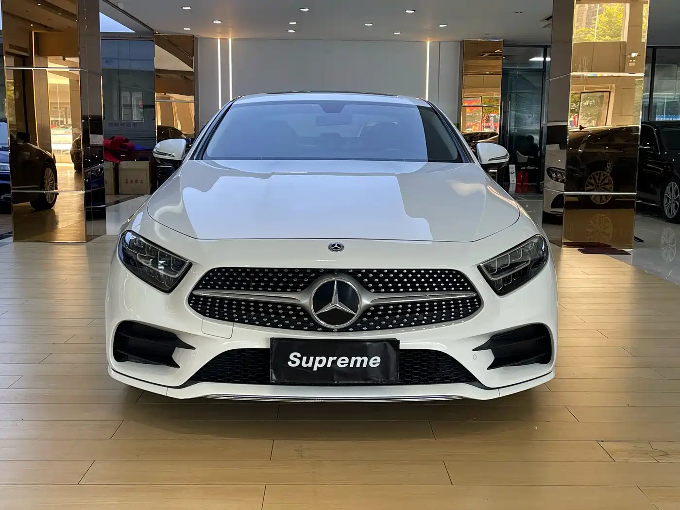 MERCEDES-BENZ CLS