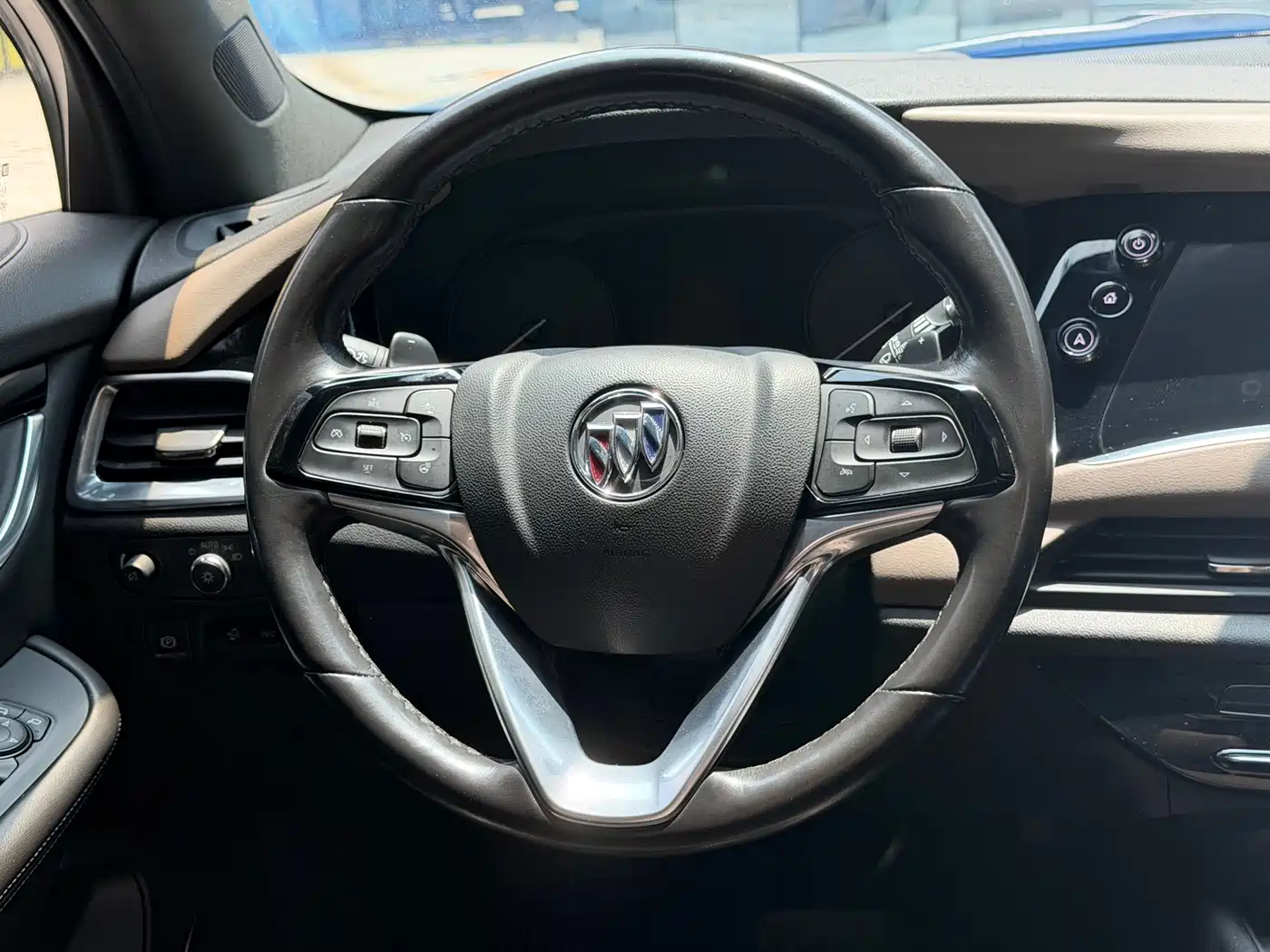 Buick Enclave 2022 652T 4WD Exclusive Flagship 7-Seater фото 20