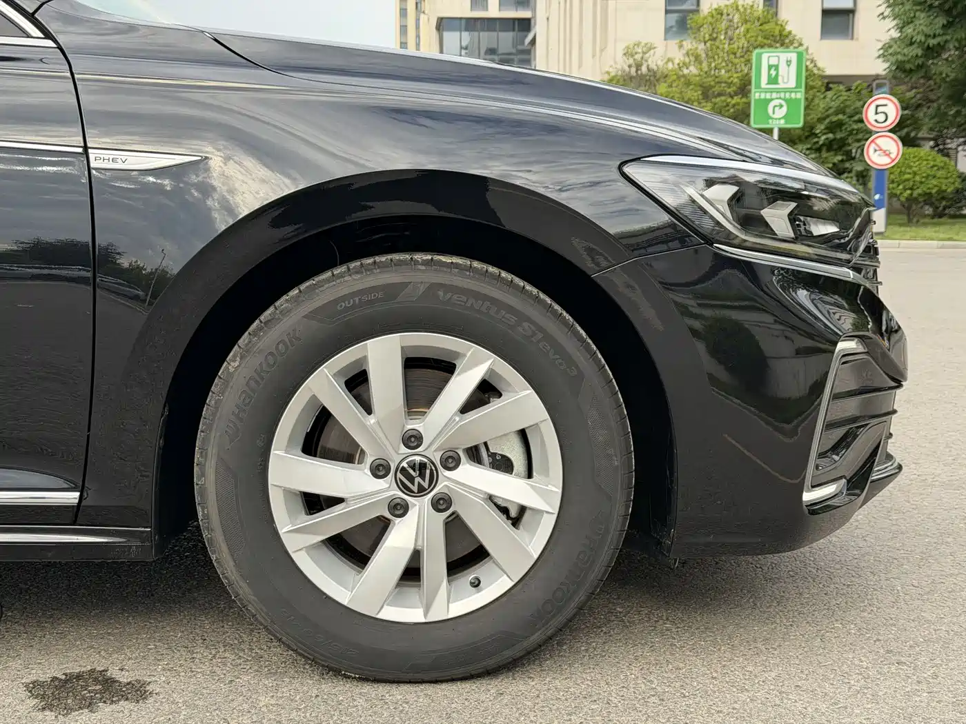 VOLKSWAGEN PASSAT NEW ENERGY