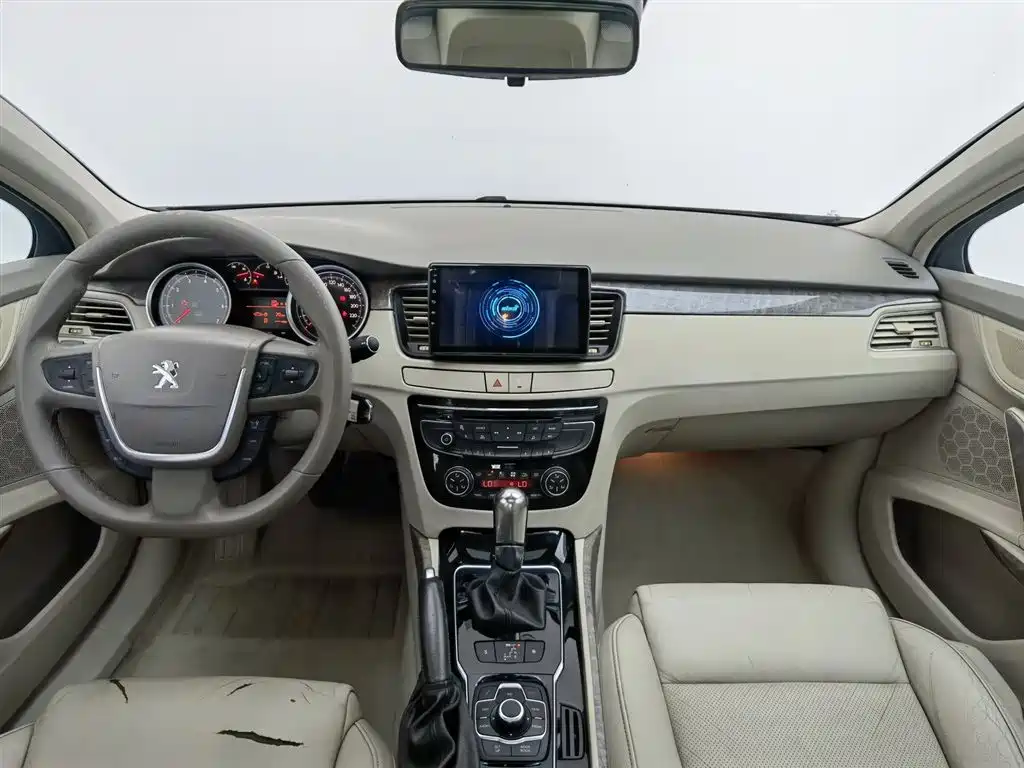 Peugeot 508 2011 2.3L Automatic Luxury Edition фото 5