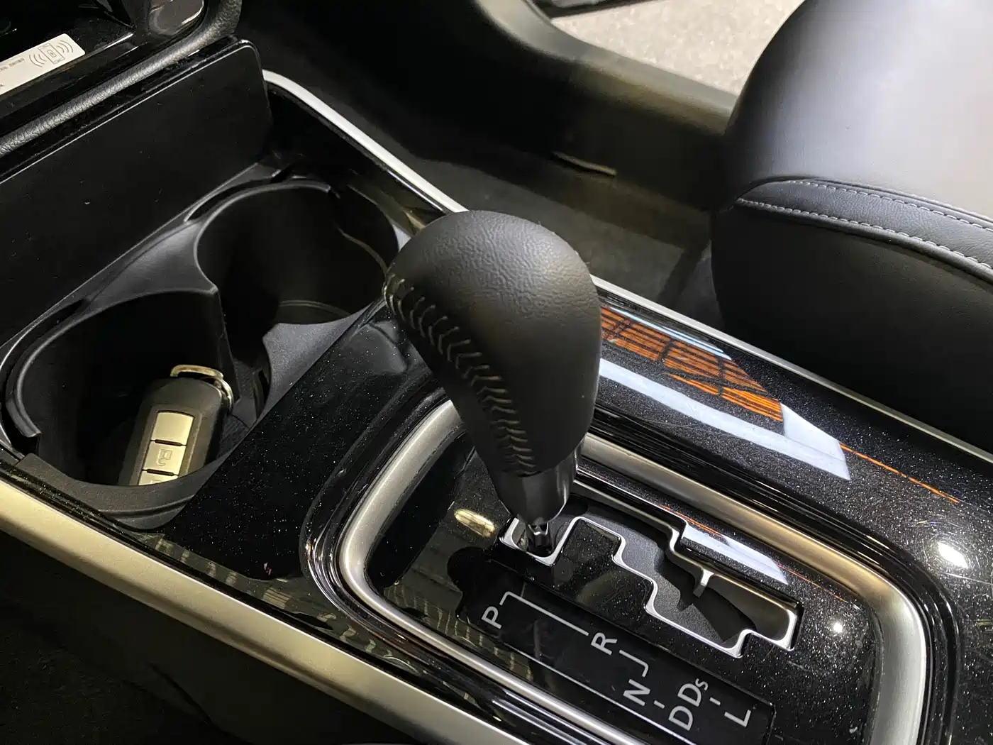 Mitsubishi Outlander 2019 2.0L 2WD Enjoy 7-Seater China VI фото 24