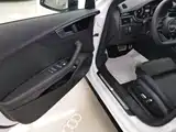 Фото 16 - Audi A4L