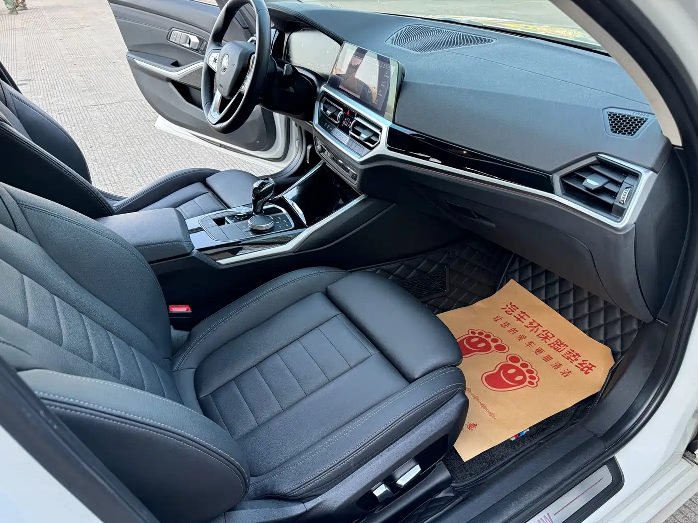 BMW 3 Series 2020 325Li Launch Edition фото 8