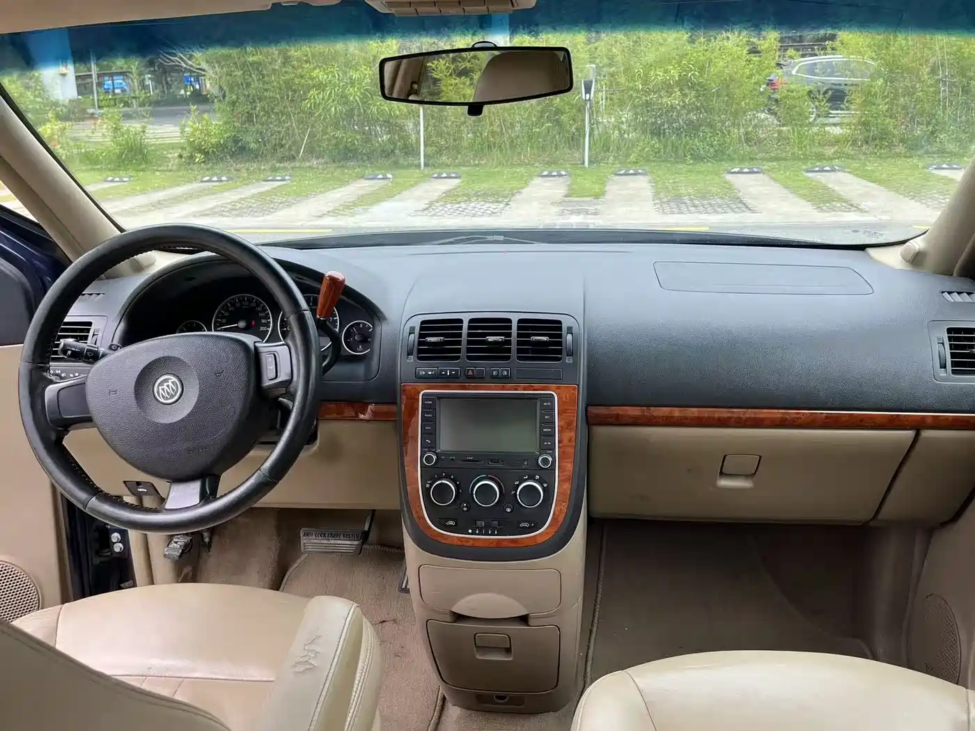 Buick GL8 2014 2.4L Executive Edition фото 3