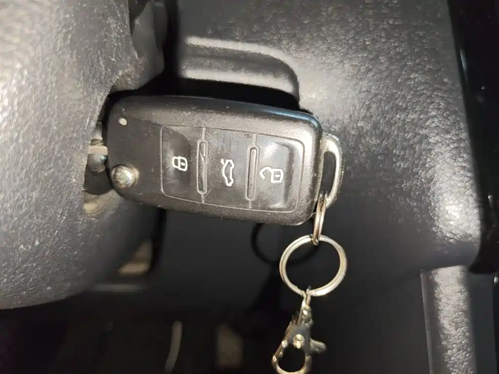 Volkswagen Polo 2016 1.4L Automatic Trend фото 9