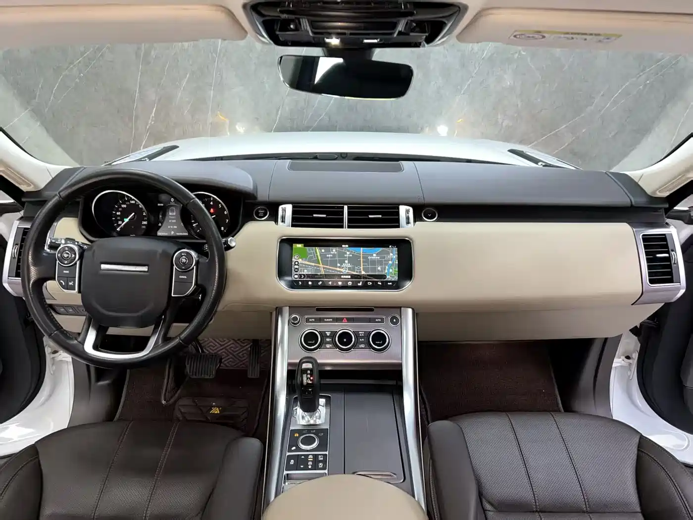 Land Rover Range Rover Sport 2017 3.0 SC V6 SE фото 11