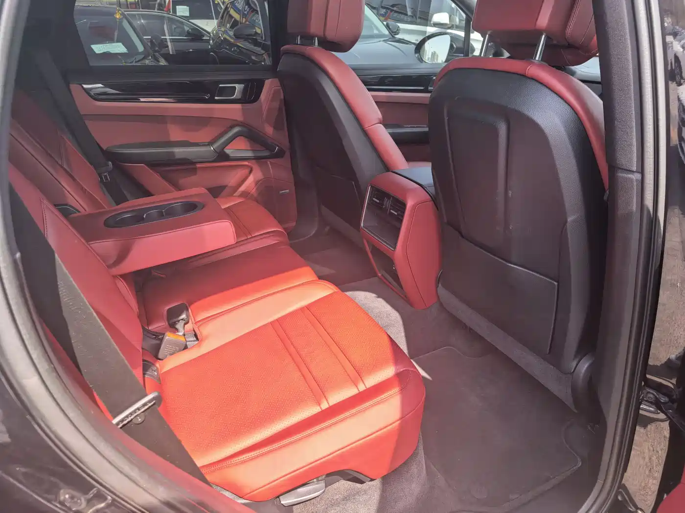 PORSCHE CAYENNE NEW ENERGY