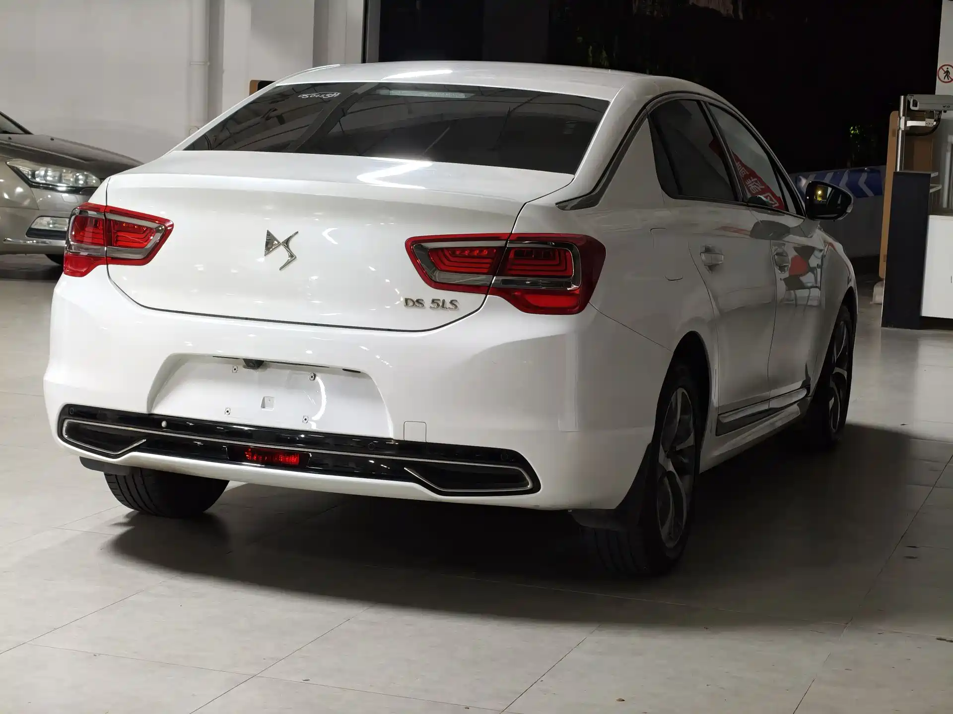 Фото 9 - DS 5LS