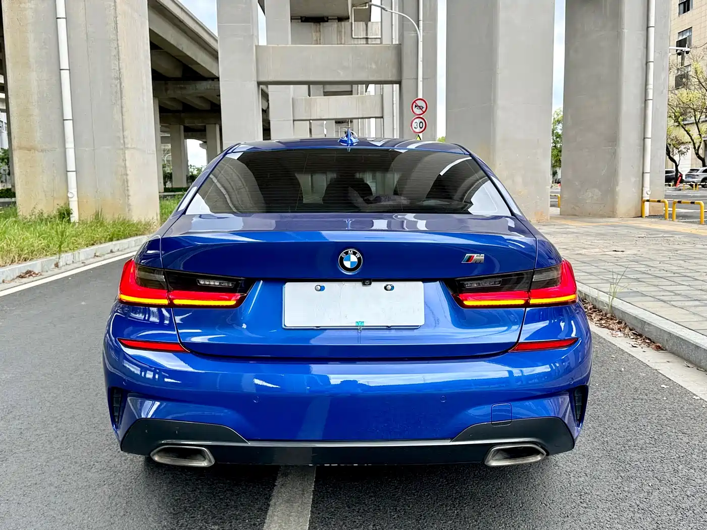 BMW 3 Series 2020 325Li M Sport Package фото 5