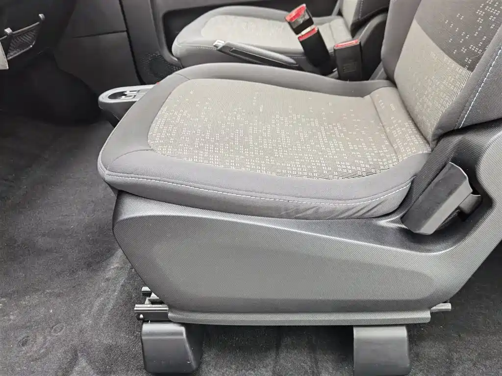 WULING AUTOMOBILE HONGGUANG MINIEV