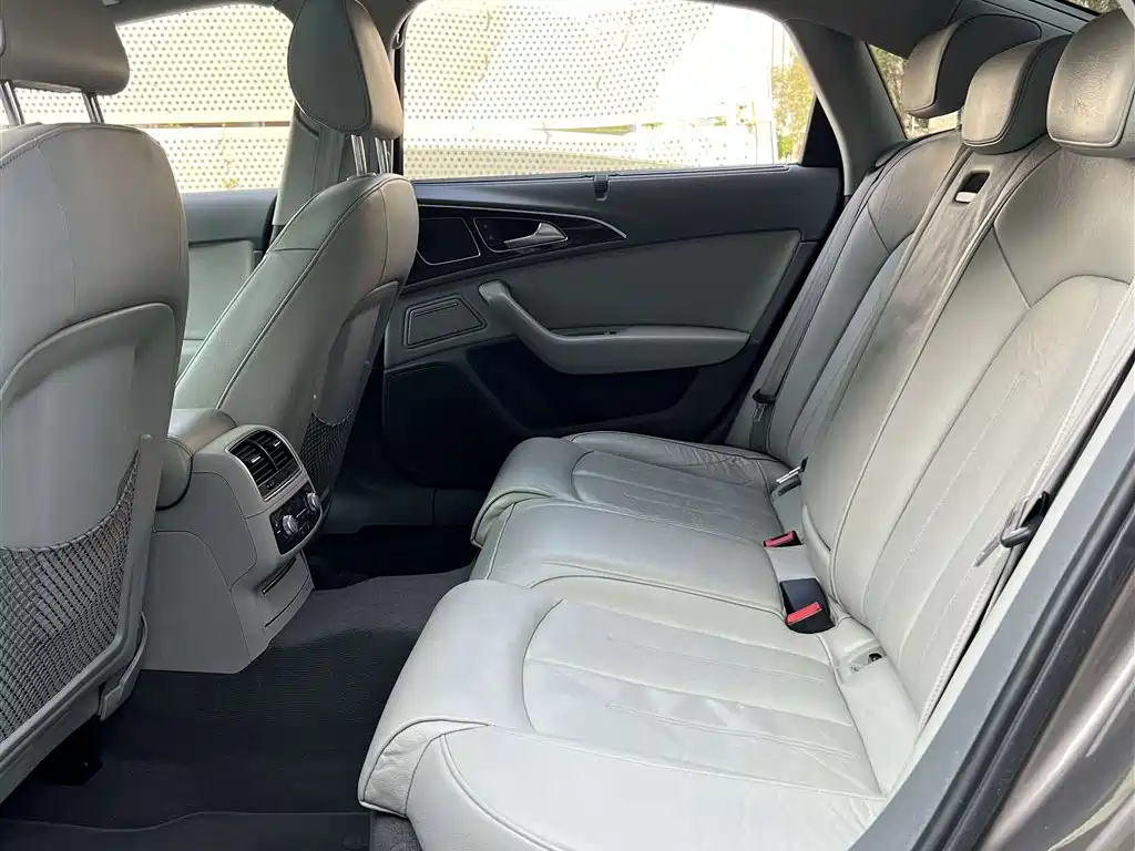Audi A6L 2014 30 FSI Comfort фото 5