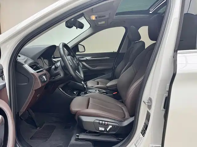 BMW X1 2021 xDrive25Li Exclusive — фото 5