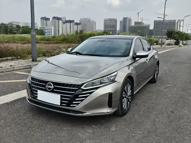 NISSAN TEANA