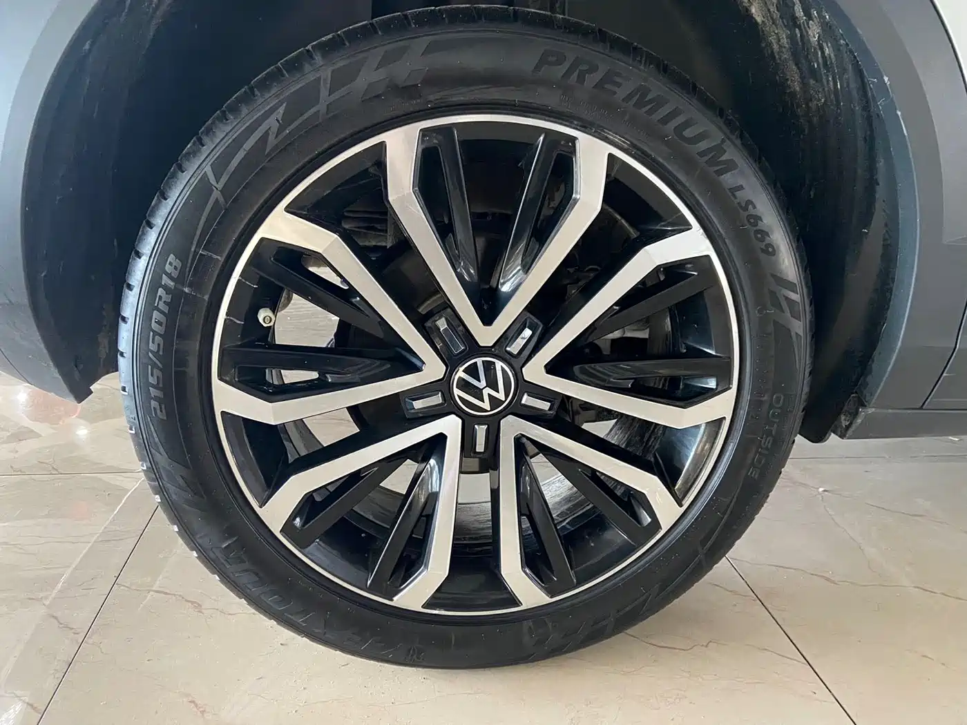 Volkswagen T-ROC 2022 280TSI DSG 2WD Comfort PLUS фото 10