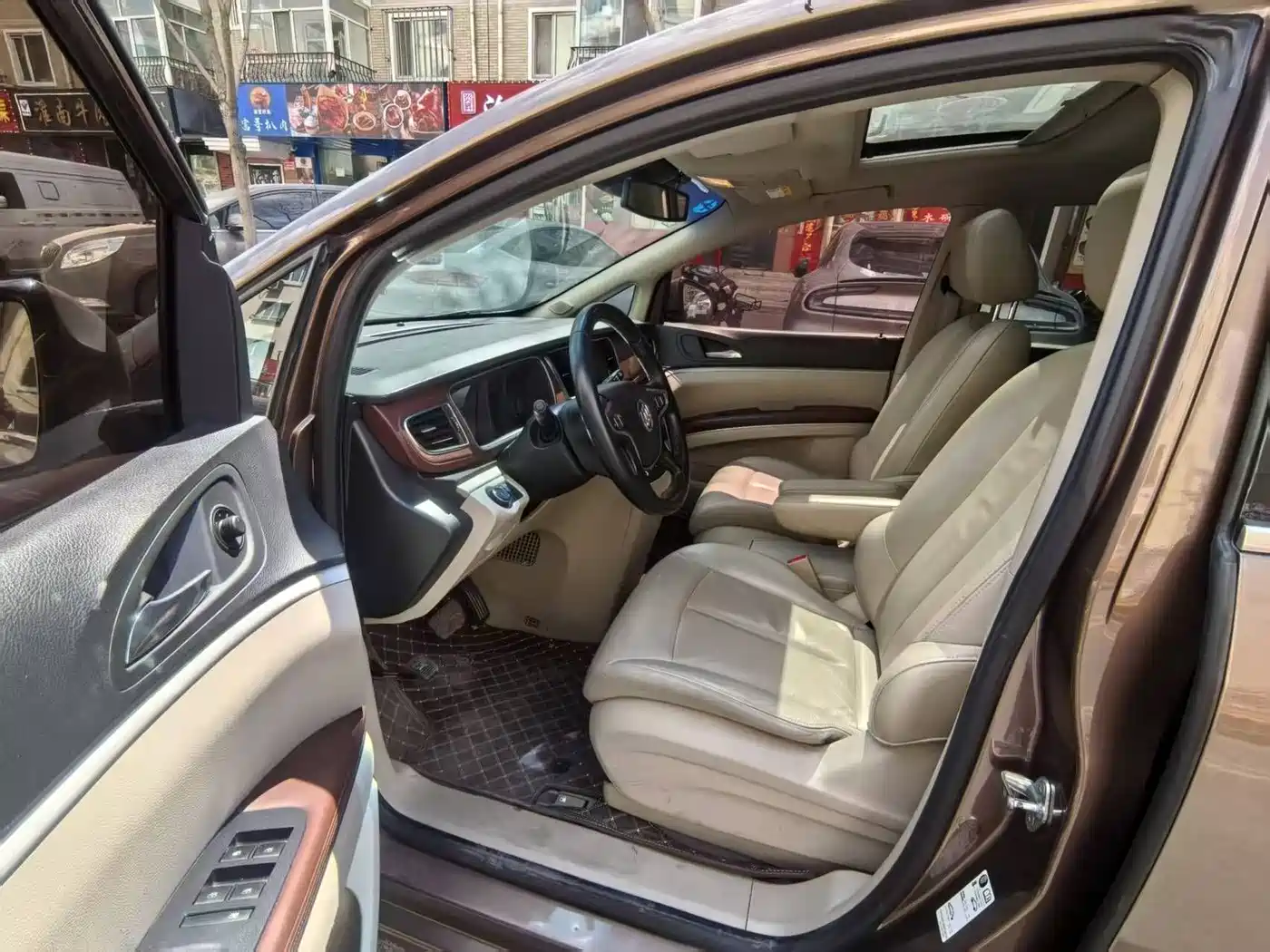 Buick GL8 2018 28T Luxury Model China VI фото 7