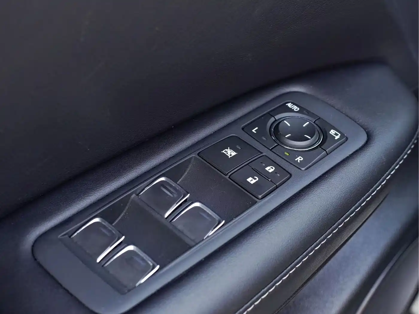 Lexus RX 2020 300 4WD Elegance Edition China VI фото 19