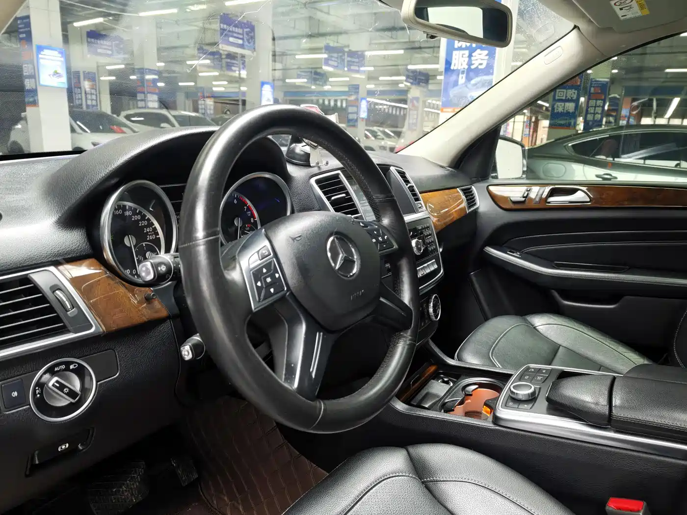 Mercedes-Benz M-Class 2014 ML 400 4MATIC Dynamic фото 8