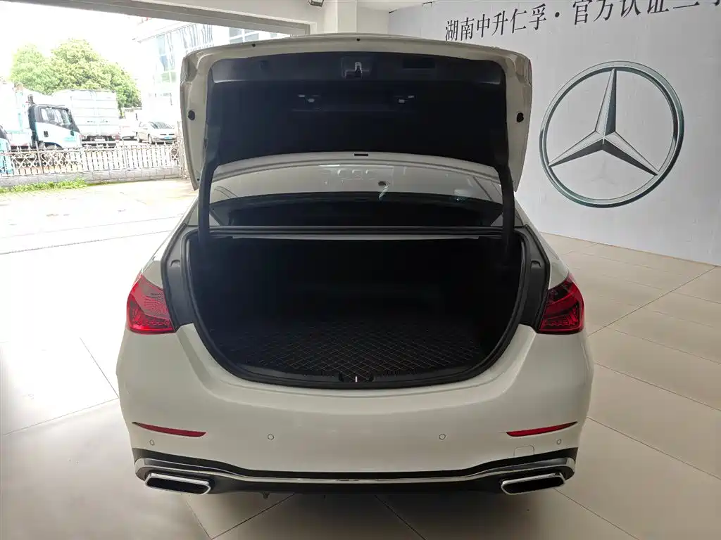 MERCEDES-BENZ CLASS C