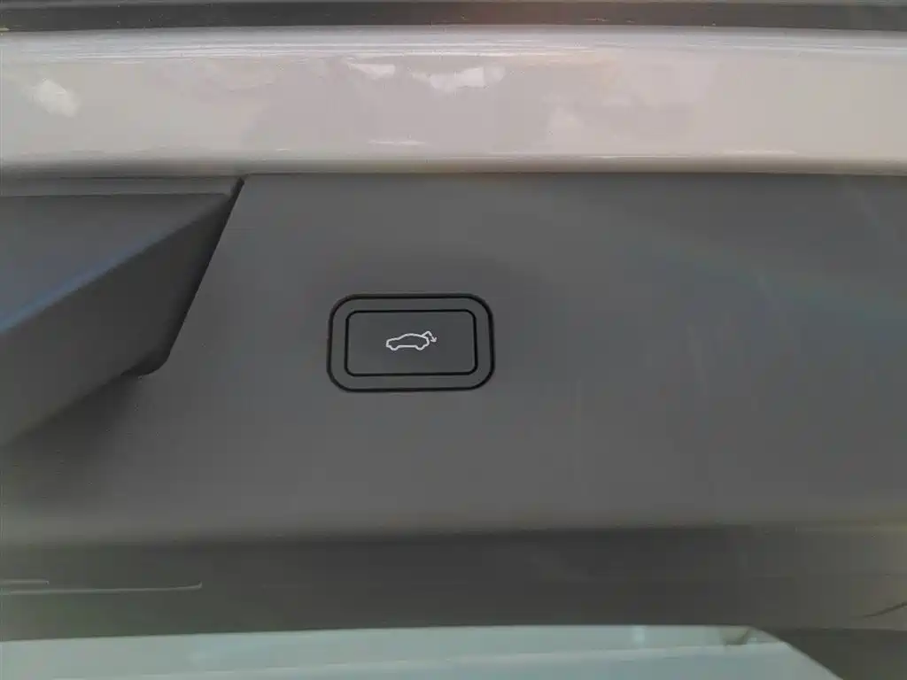 Volvo XC70 Plug-in Hybrid 2026 2026 AWD Extended Range Core