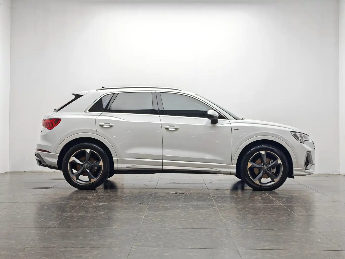 Audi Q3 2020 40 TFSI Fashion Dynamic фото 11