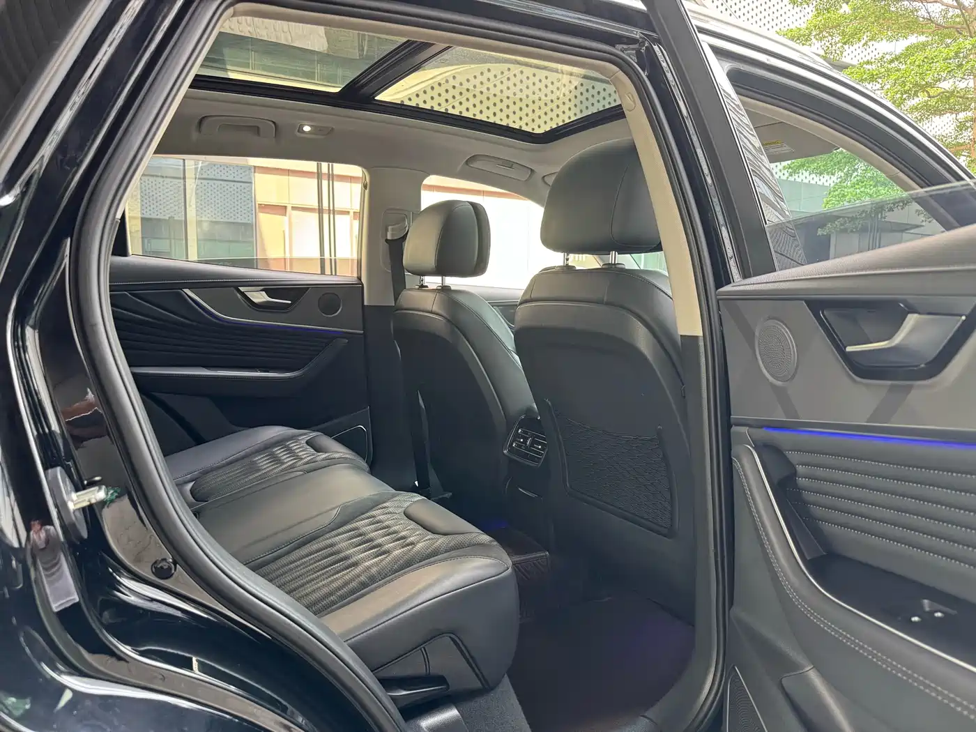 Hongqi HS5 2023 2.0T Flag Enjoy Pro Edition фото 14