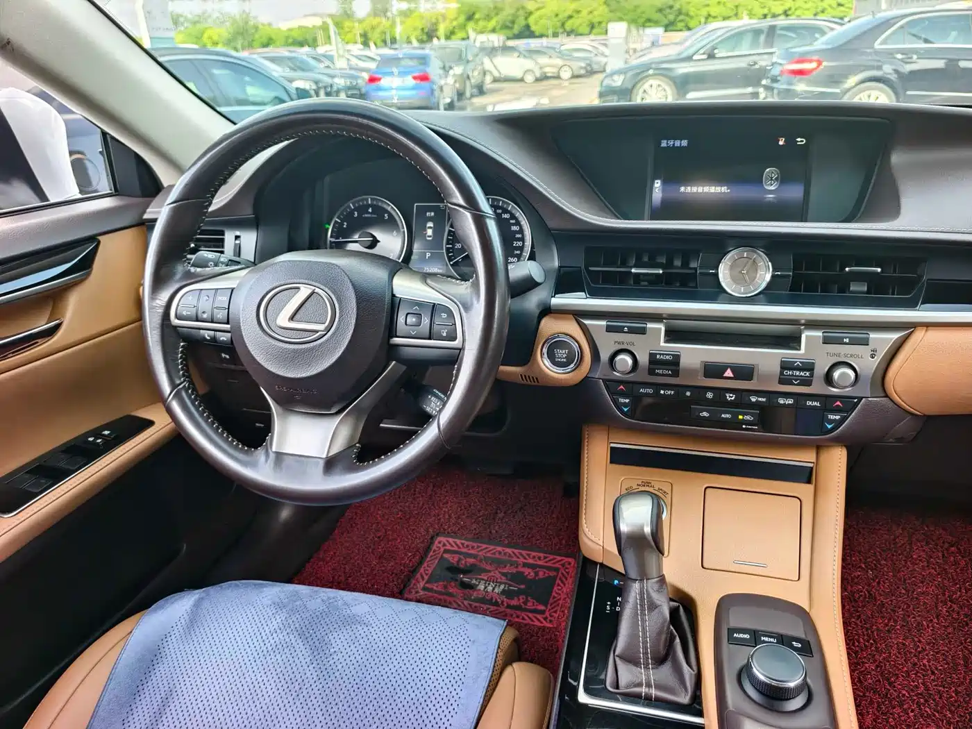 Lexus ES 2015 200 Elite Edition фото 16