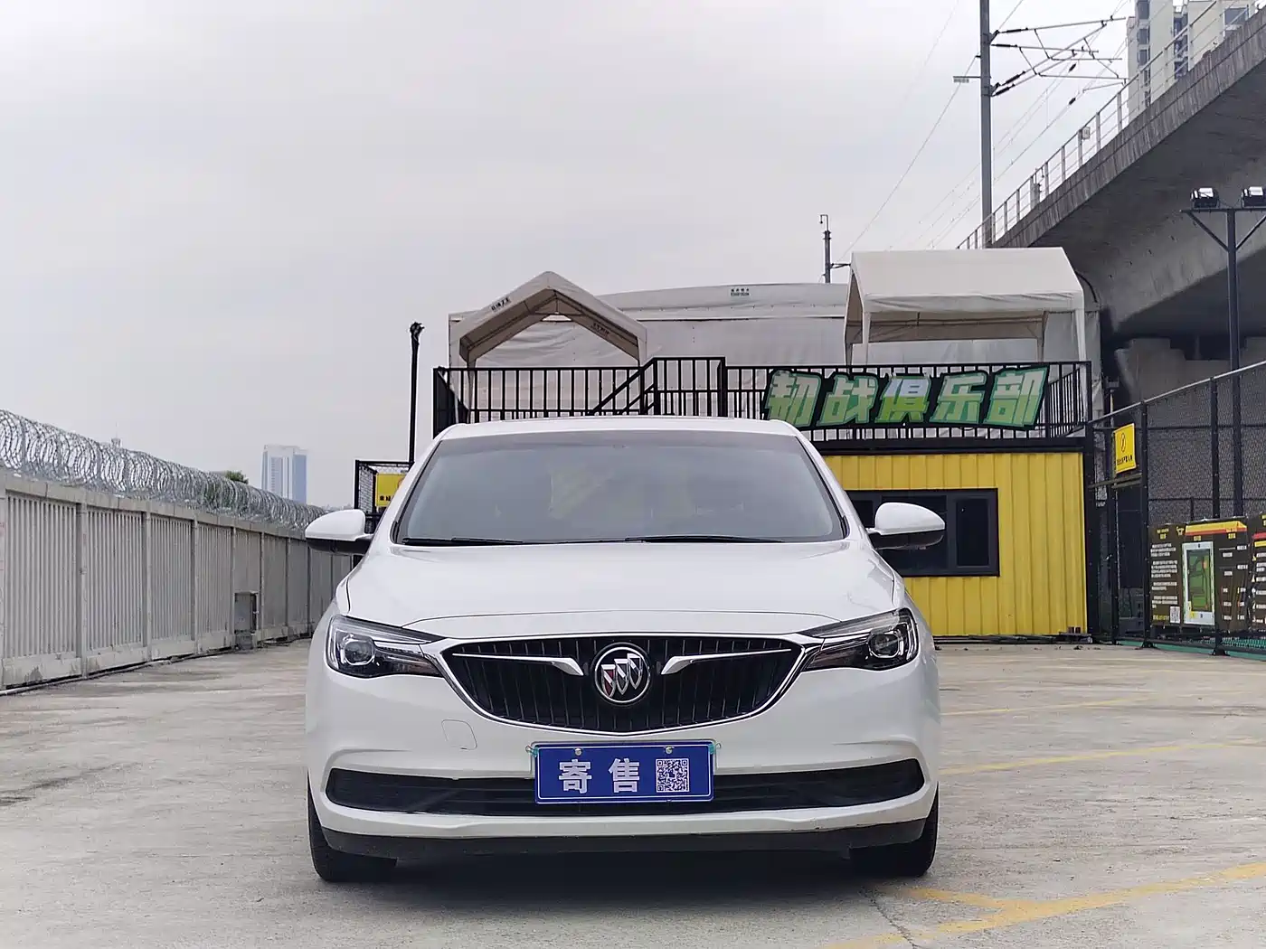 Фото 2 - Buick Excelle