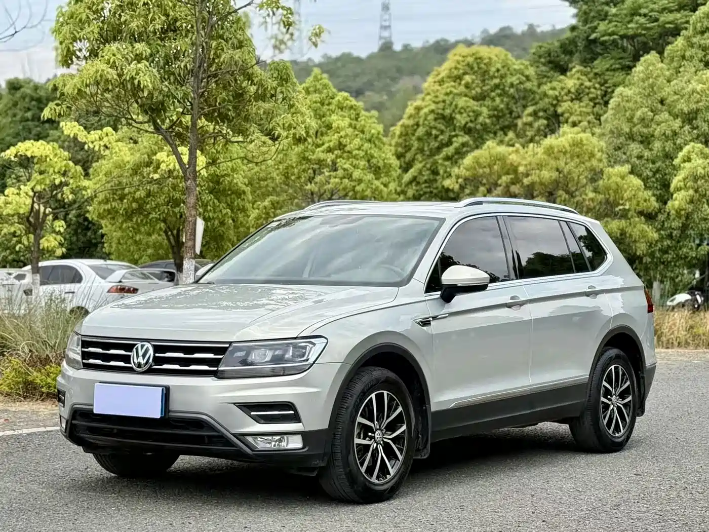 Volkswagen Tiguan L 2018 330TSI Automatic 2WD Luxury Edition