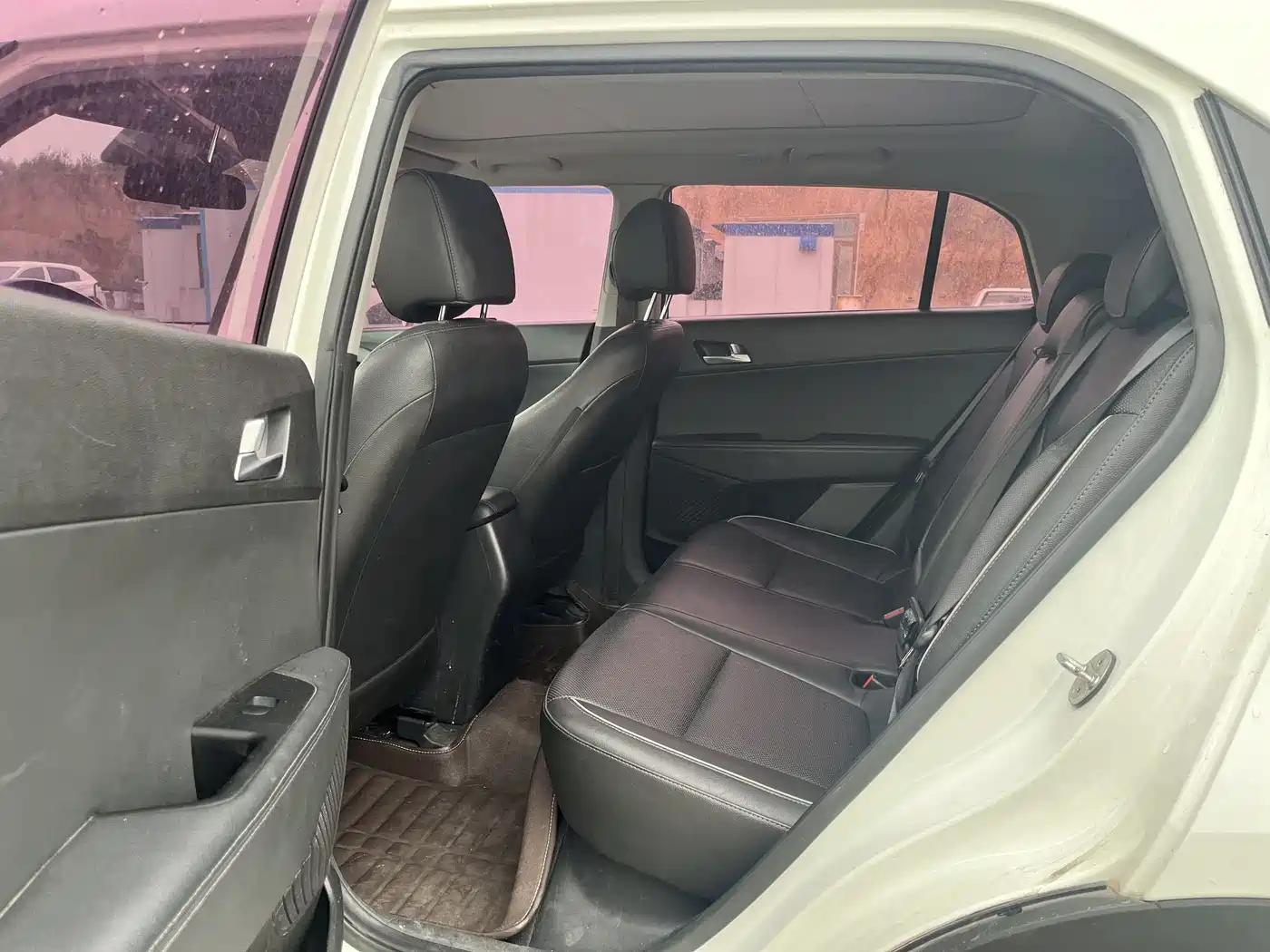 Hyundai Beijing Hyundai ix25 2015 1.6L Automatic 2WD Smart GLS фото 3