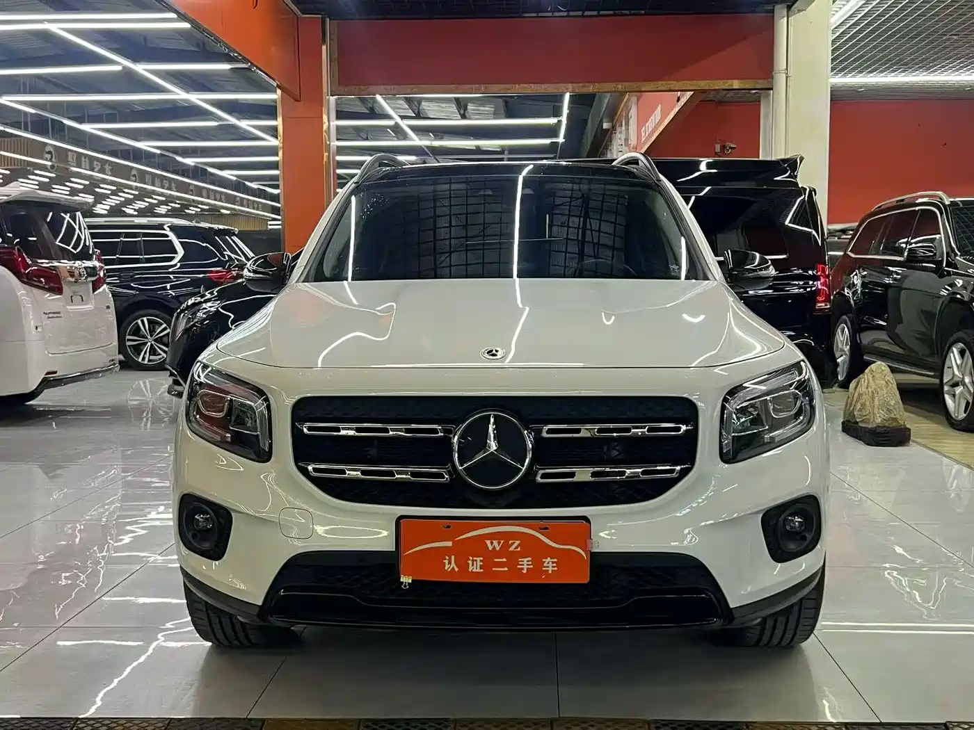 Mercedes-Benz GLB 2022 Model GLB 200 4MATIC фото 2