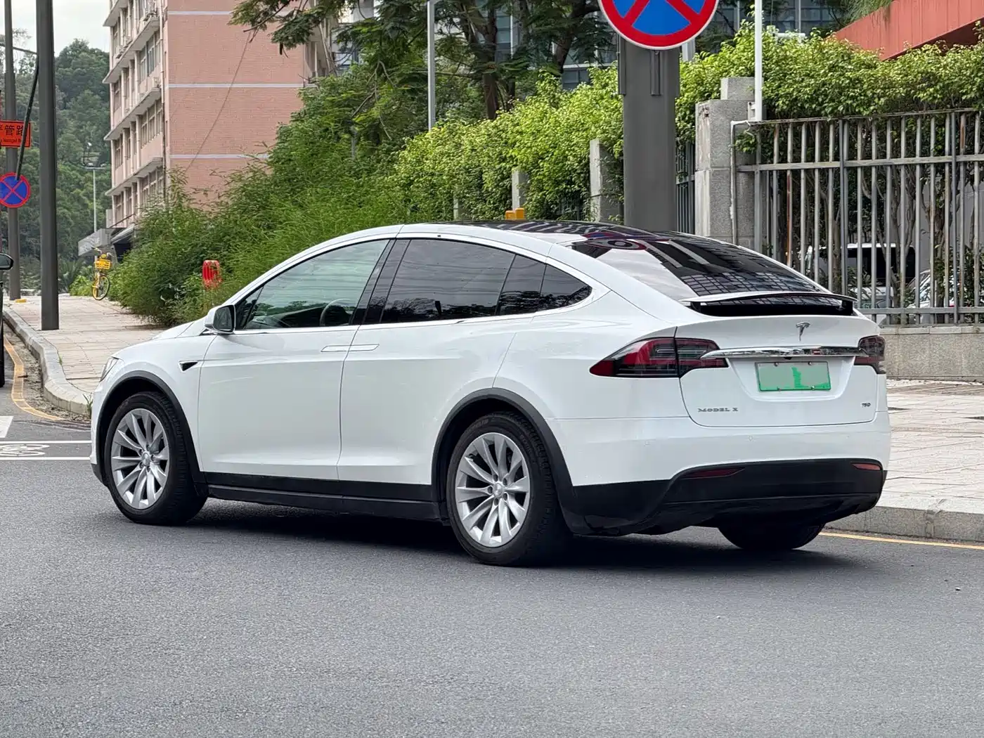 Tesla Model X 2017 2016 Model X 75D