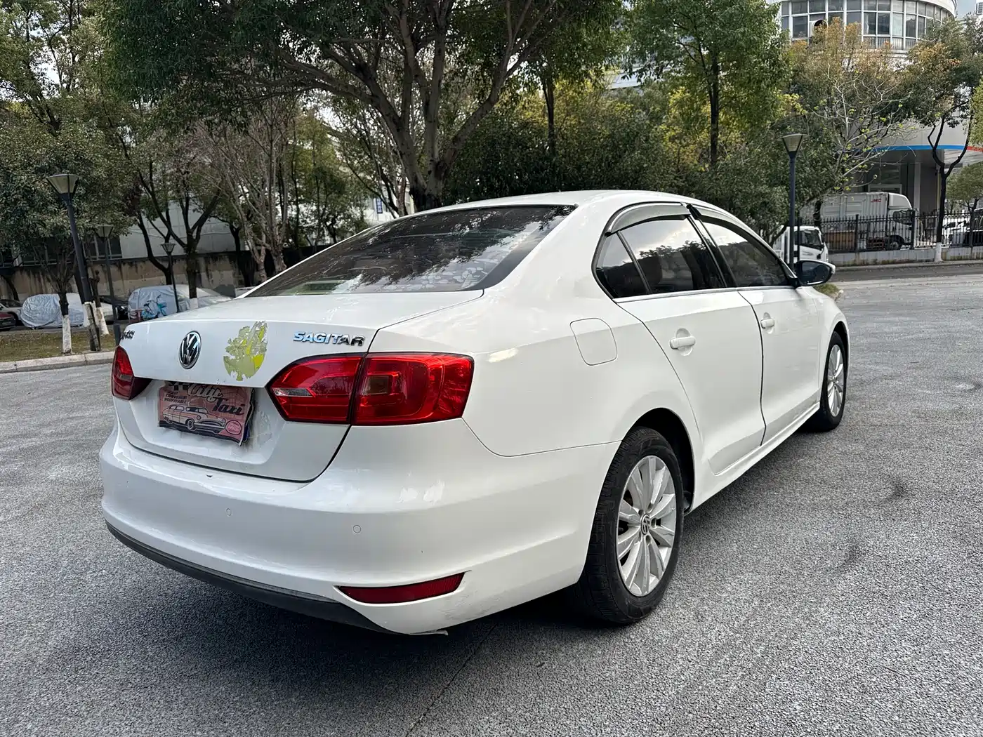 Volkswagen Sagitar 2014 1.6L Manual Comfort фото 6