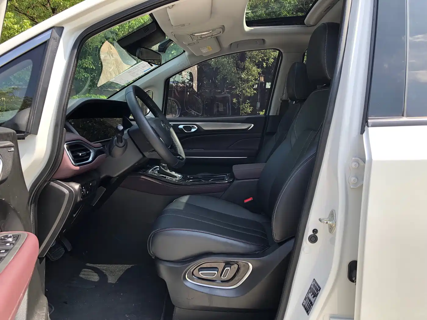 GAC Trumpchi Trumpchi M6 2023 PRO 270T DCT Luxury Edition фото 11