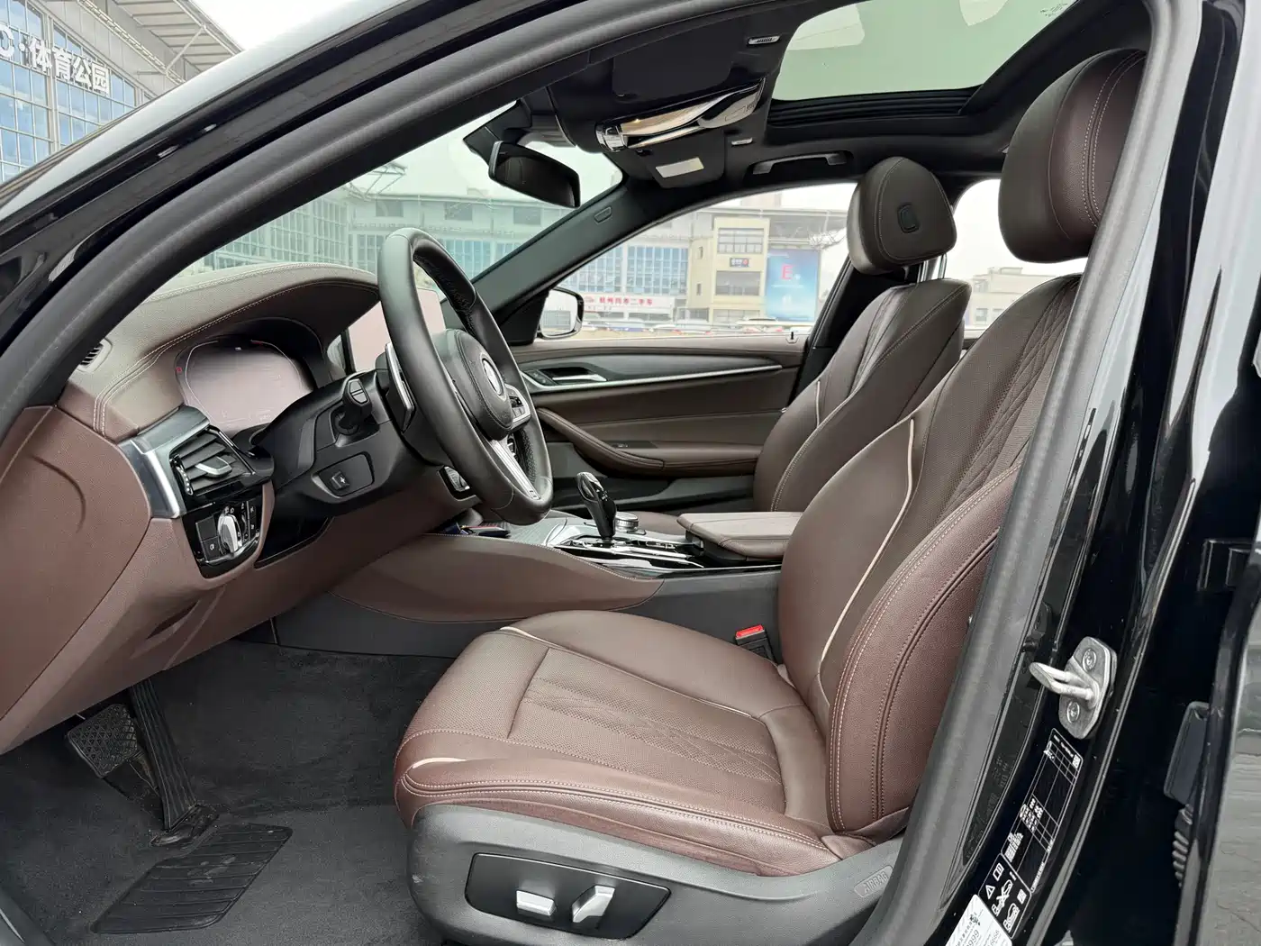 BMW 5 Series 2021 530Li xDrive M Sport Package фото 15