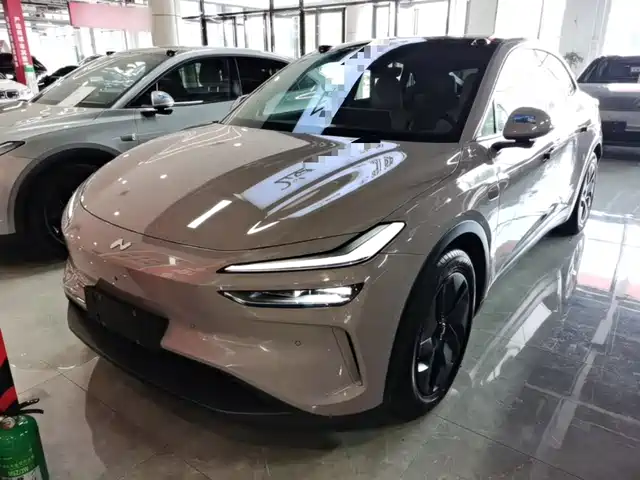 Onvo L60 60kWh, задний привод