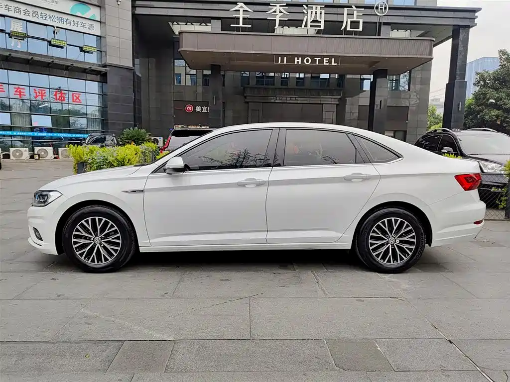 Volkswagen Sagitar 2020 280TSI DSG Comfort China VI фото 3
