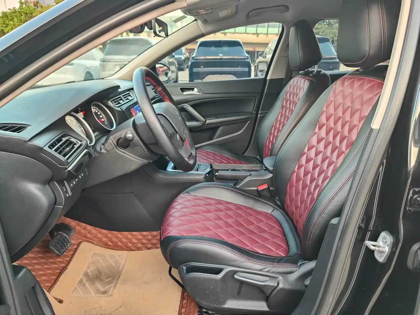 Peugeot 408 2014 1.8L Automatic Leading Edition фото 8