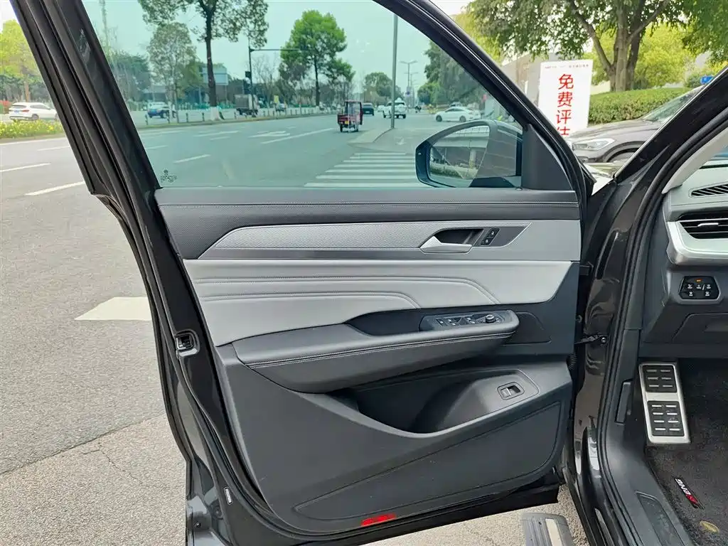 VOLKSWAGEN RANGE PATROL