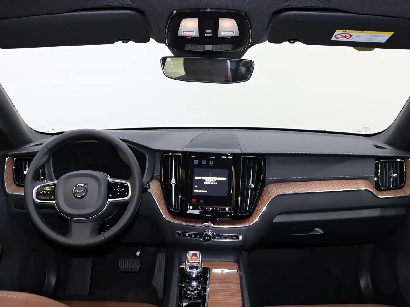 VOLVO XC60 PLUG IN HYBRID