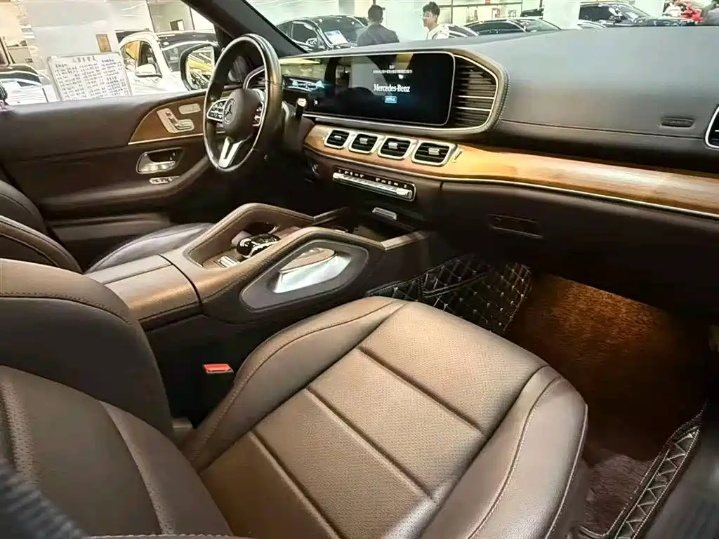 Mercedes-Benz Maybach GLS 2021 GLS 480 4MATIC фото 4
