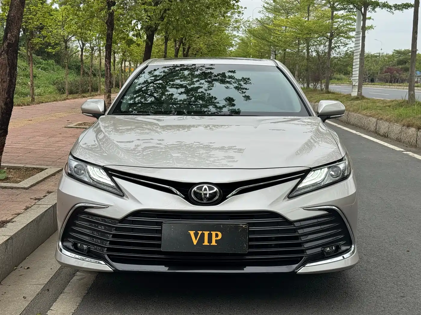 Toyota Camry 2021 2.0G Luxury Edition фото 2