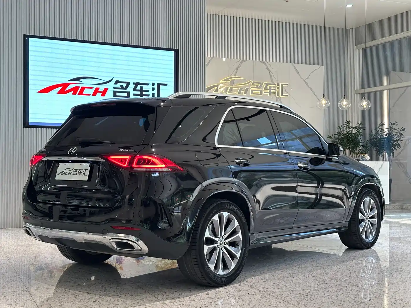 Mercedes-Benz GLE 2022 Facelift GLE 350 4MATIC Fashion фото 3