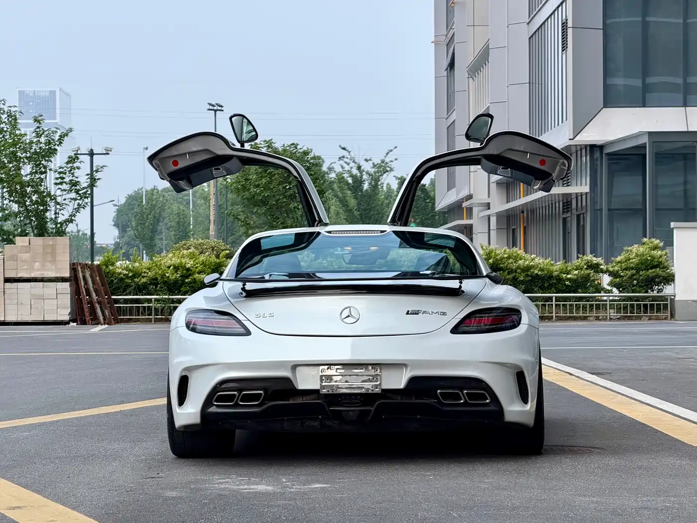 Mercedes-Benz SLS AMG 2011 SLS AMG фото 9