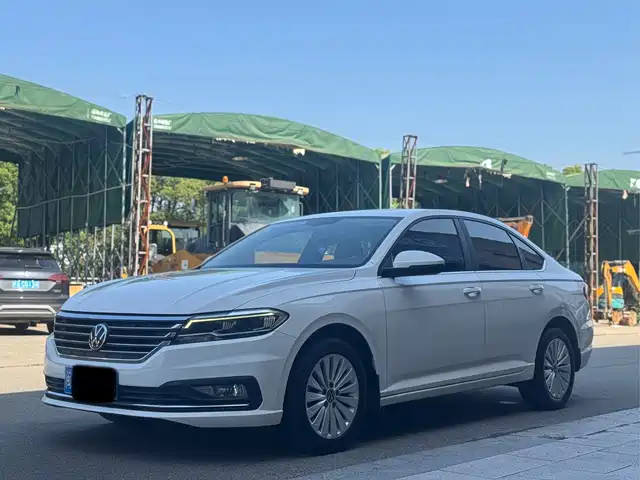 Volkswagen Lavida 280TSI DSG, Люкс