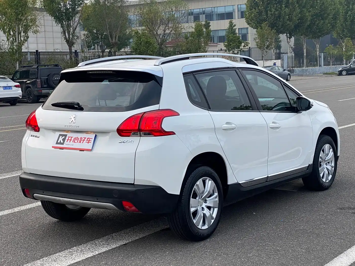 Peugeot 2008 2016 2014 1.6L Manual Fashion Edition