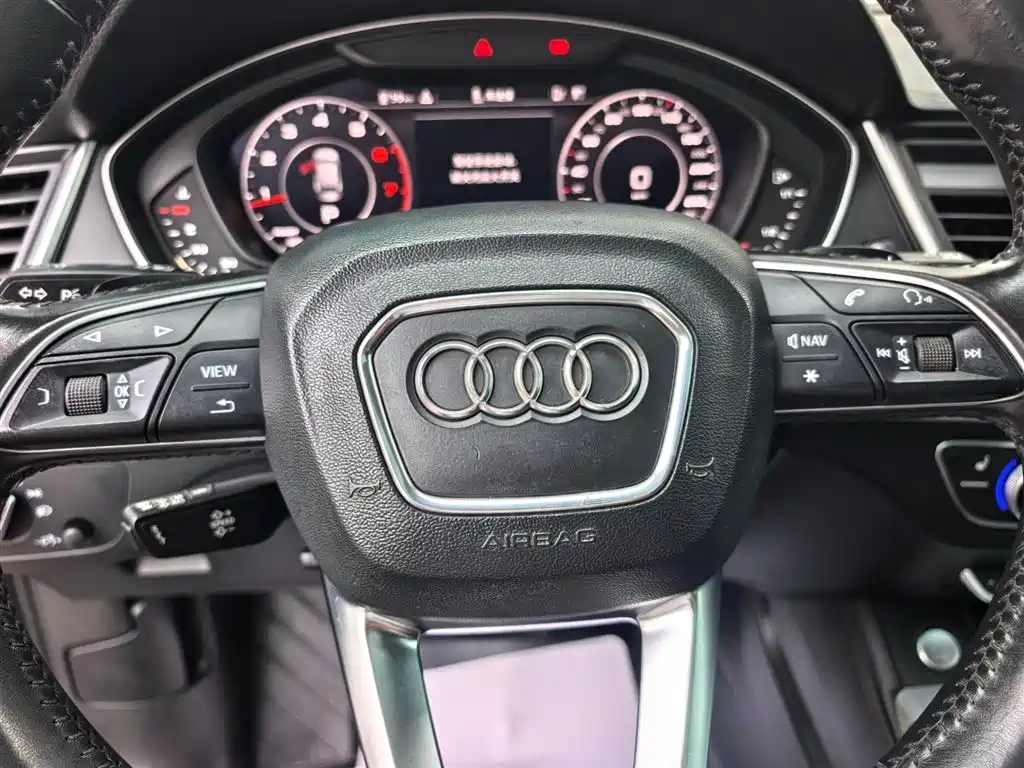 Audi Q5L 2018 2018 40 TFSI Prestige Fashion (China V)