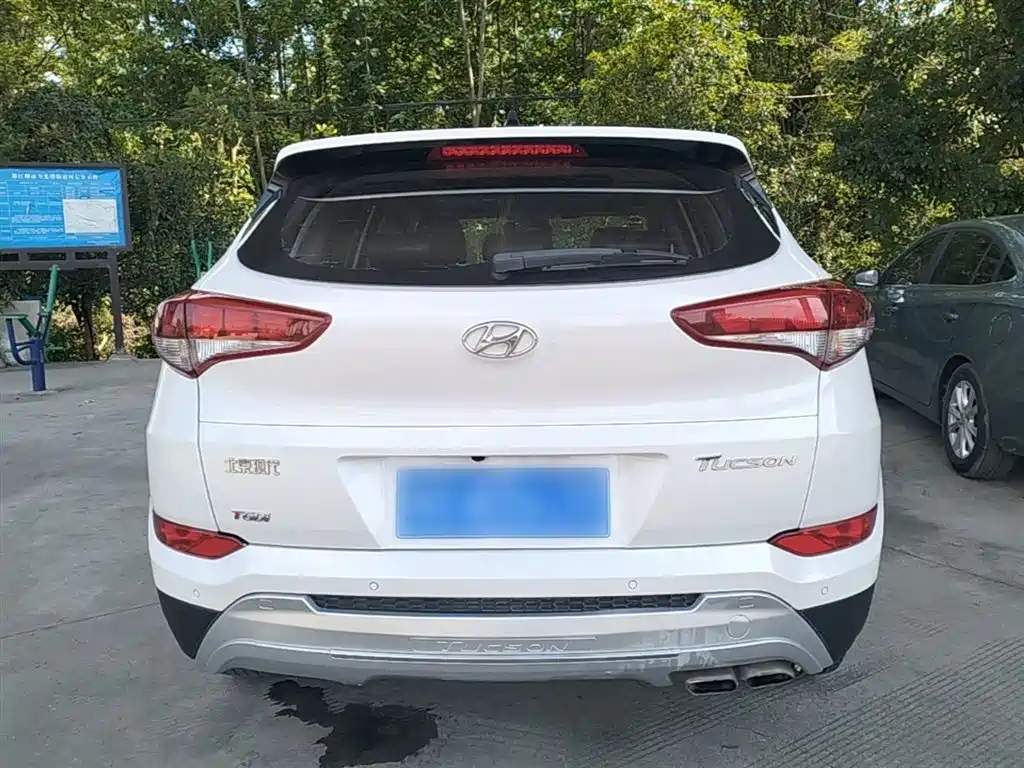 Hyundai Tucson 2015 1.6T Dual Clutch 2WD Smart фото 6