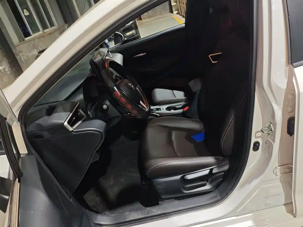 Toyota Corolla 2021 TNGA 1.5L CVT Pioneer Edition фото 12