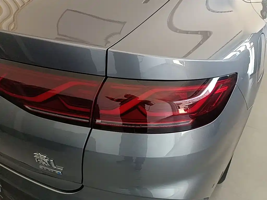BYD Qin L 2025 DM-i Smart Drive Edition 120KM Surpassing фото 8